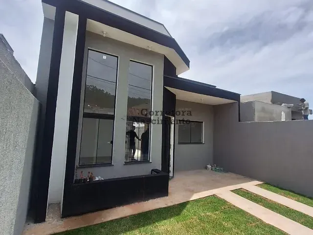 Casa com 147m² 2 quartos e 3 banheiros, à venda, no bairro Parque Califórnia em Jacareí