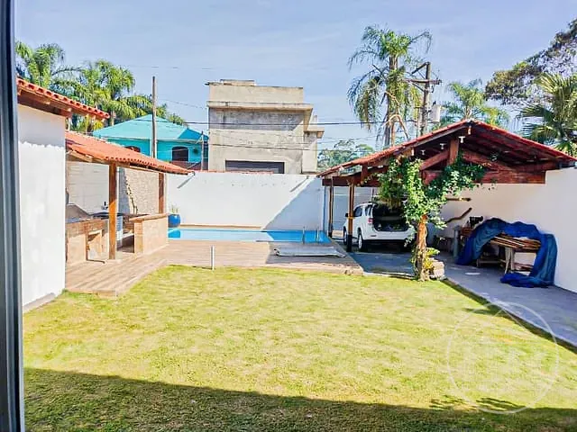 Casa com 504m² 2 quartos e 3 banheiros, à venda, no bairro Parque do Terceiro Lago em São Paulo