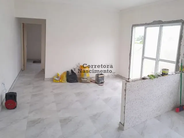Casa com 150m² 2 quartos e 1 banheiro, à venda, no bairro Jardim Pitoresco em Jacareí