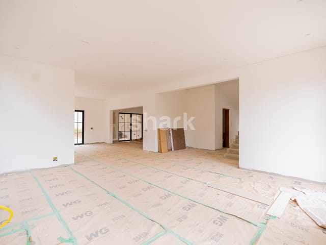 Casa com 713m² 4 quartos e 6 banheiros, à venda, no bairro Tamboré em Santana de Parnaíba