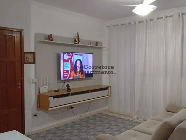 Casa 2 quartos e 2 banheiros, à venda, no bairro Jardim do Marquês em Jacareí