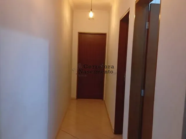 Casa 2 quartos e 2 banheiros, à venda, no bairro Jardim do Marquês em Jacareí