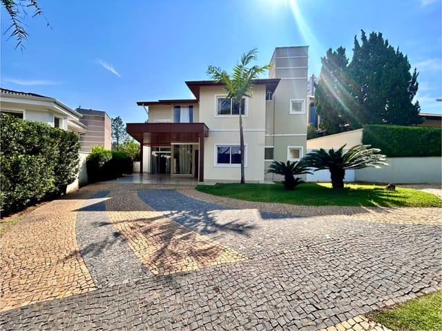 Casa 3 Suítes à Venda no Alphaville Campinas com Lazer