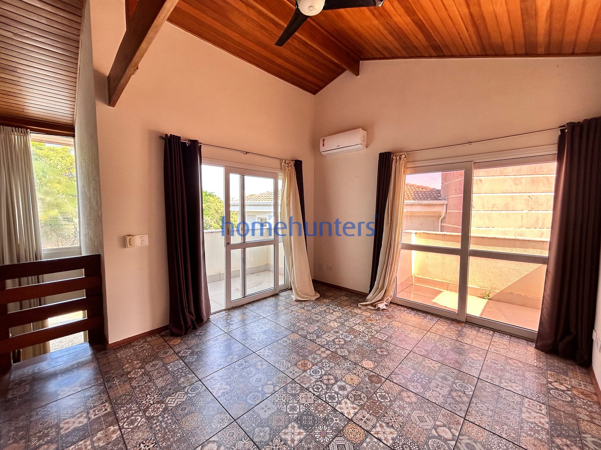 Casa, 3 quartos, 233 m² - Foto 35