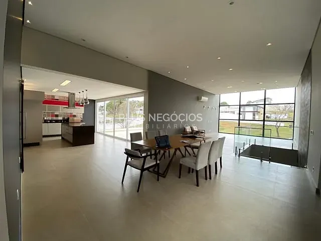 Casa com 1330m² 4 quartos e 6 banheiros, à venda, no bairro Condomínio Fazenda Imperial em Sorocaba