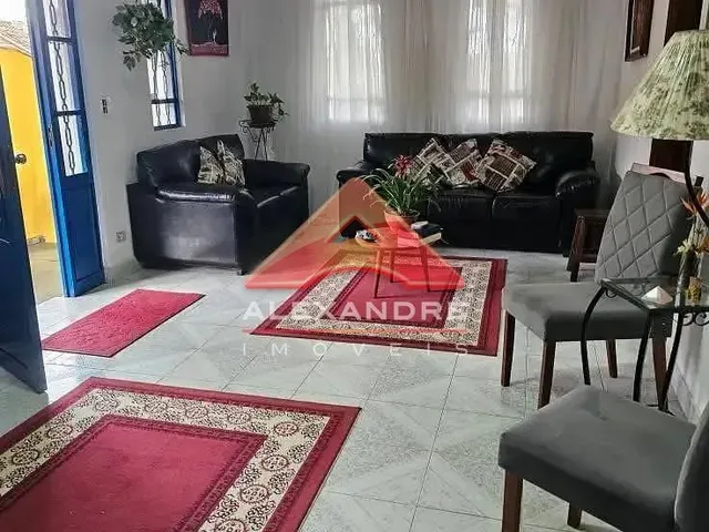 Casa com 10m² 3 quartos e 3 banheiros, à venda, no bairro Bom Retiro em São José Dos Campos