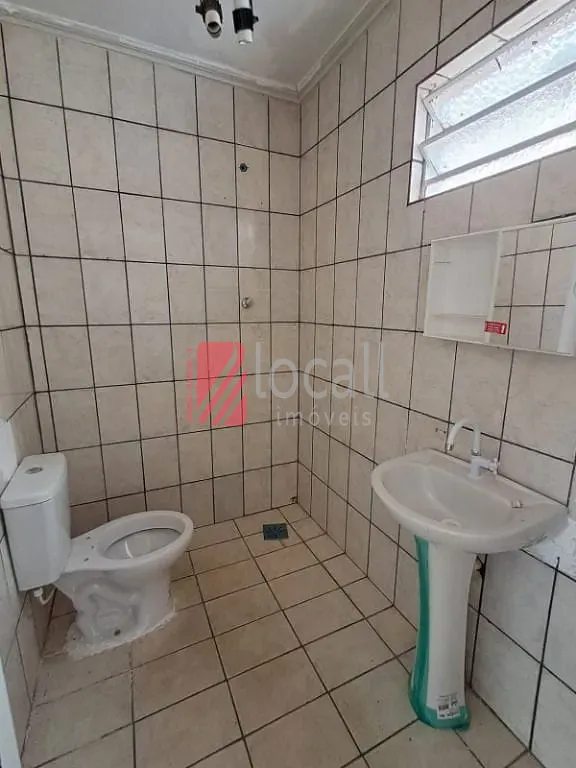 Casa com 2 quartos para aluguel, 90m² — foto 4 de 8