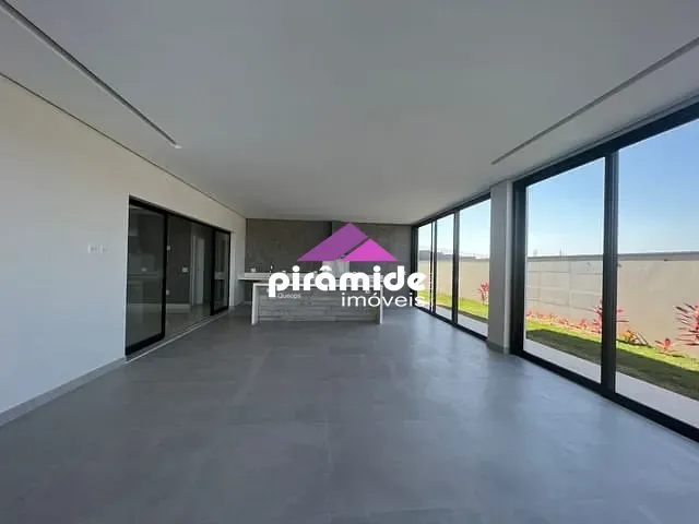 Casa com 750m² 5 quartos e 6 banheiros, à venda, no bairro Urbanova em São José dos Campos
