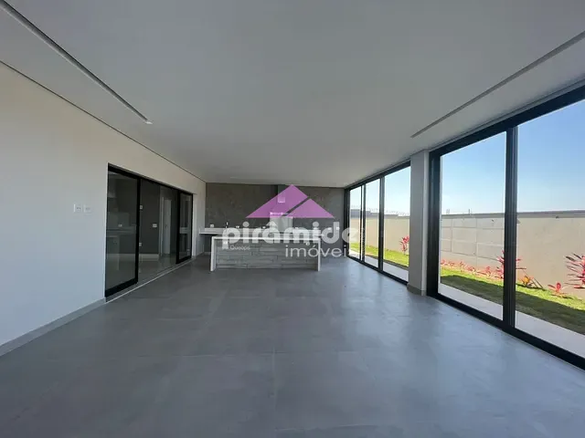 Casa com 750m² 5 quartos e 6 banheiros, à venda, no bairro Urbanova em São José dos Campos