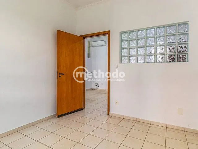 Casa com 240m² 6 quartos e 3 banheiros, à venda, no bairro Botafogo em Campinas