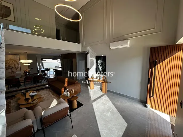 Casa 3 quartos e 8 banheiros, para alugar, no bairro Loteamento Residencial Arborais em Campinas