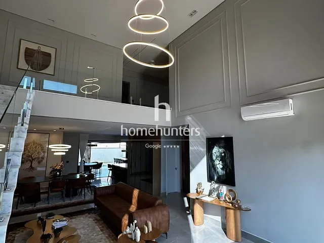 Casa 3 quartos e 8 banheiros, para alugar, no bairro Loteamento Residencial Arborais em Campinas