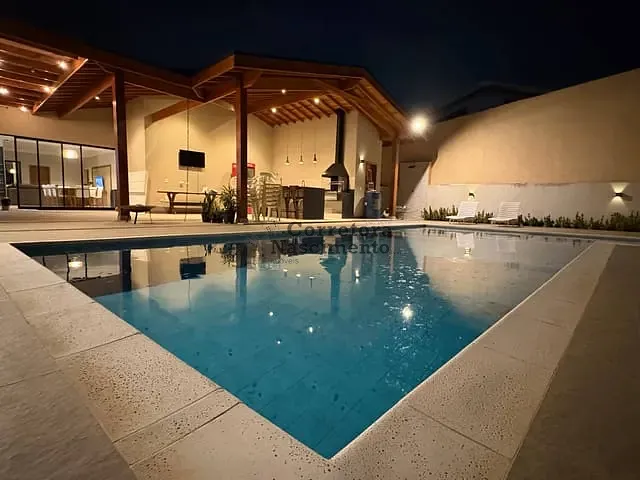 Casa com 1200m² 3 quartos e 3 banheiros, à venda, no bairro Condomínio Parque Vale dos Lagos em Jacareí