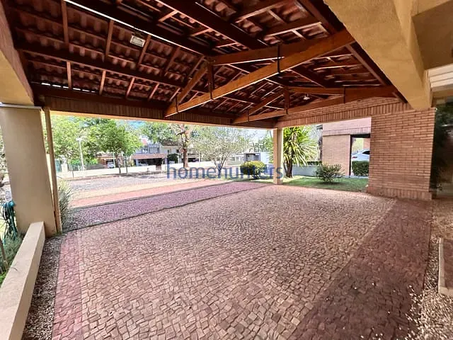 Casa com 380m² 4 quartos e 6 banheiros, à venda ou para alugar, no bairro Parque Taquaral em Campinas