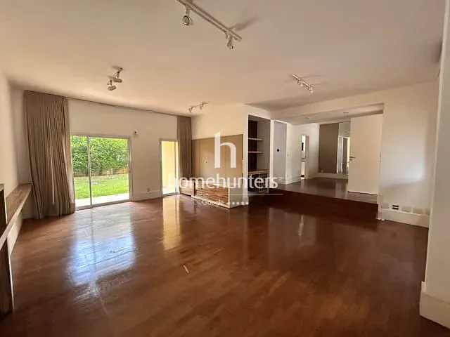Casa com 380m² 4 quartos e 6 banheiros, à venda ou para alugar, no bairro Parque Taquaral em Campinas
