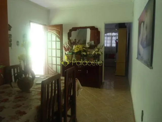 Casa com 125m² 3 quartos e 1 banheiro, à venda, no bairro Beta em Pindamonhangaba