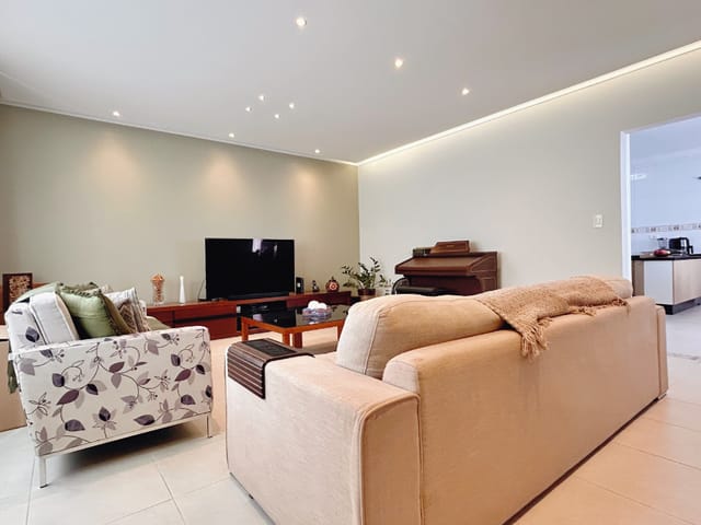 Foto do Casa - Casa tipo para venda em Limoeiro com 3 quartos, 250m² | Lares e Andares Imóveis