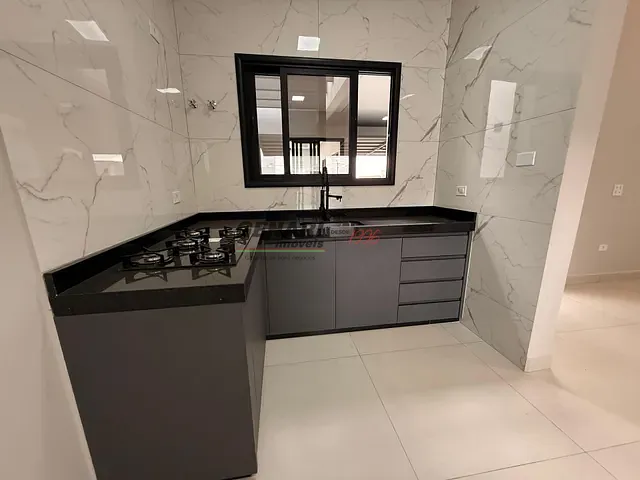 Casa com 150m² 3 quartos e 2 banheiros, à venda, no bairro Parque Residencial Sabiás em Indaiatuba