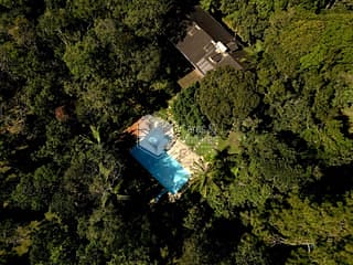 Foto do Casa-Casa tipo para venda em Parelheiros com 5 quartos, 357m²