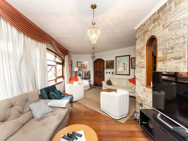 Casa com 313m² 4 quartos e 6 banheiros, à venda, no bairro Jardim São Paulo(Zona Norte) em São Paulo