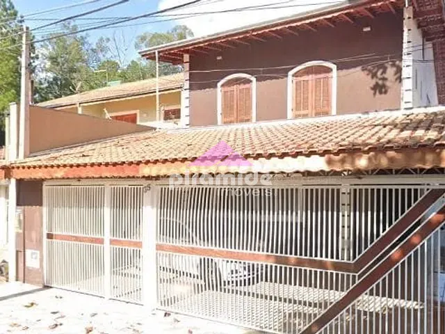 Casa com 250m² 6 quartos e 2 banheiros, à venda, no bairro Bosque dos Eucaliptos em São José dos Campos