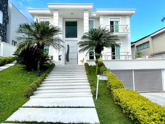 Casa com 800m², à venda, no bairro Tamboré em Santana de Parnaíba