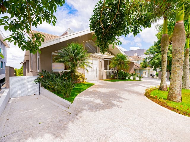 Casa com 617m² 4 quartos e 6 banheiros, à venda, no bairro Residencial Morada dos Lagos em Barueri
