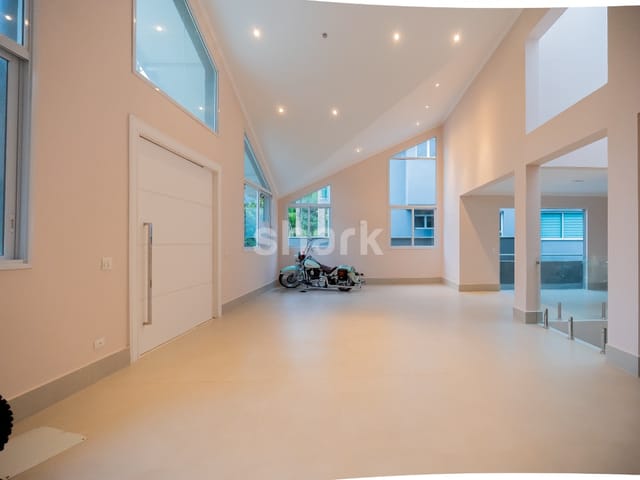 Casa com 617m² 4 quartos e 6 banheiros, à venda, no bairro Residencial Morada dos Lagos em Barueri