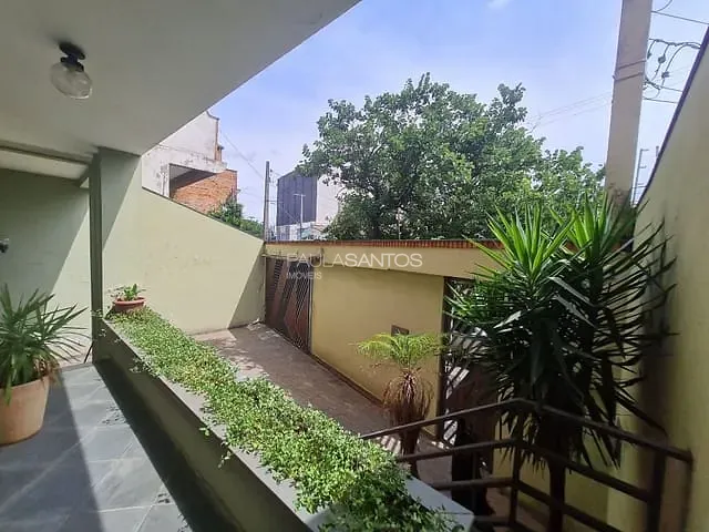 Casa com 200m² 4 quartos e 3 banheiros, à venda, no bairro Vila Santana em Sorocaba