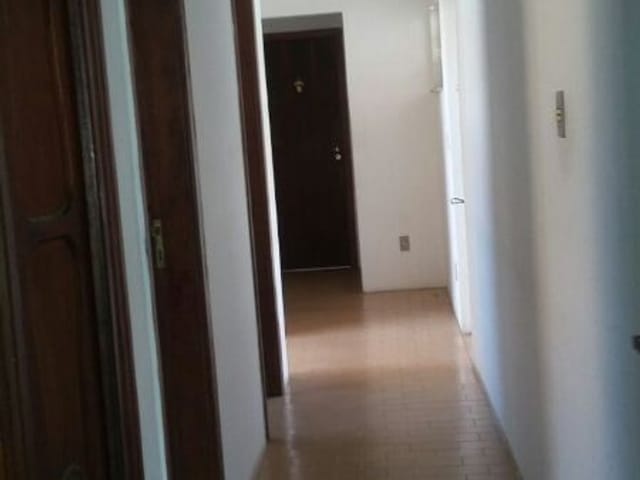 Casa com 445m² 4 quartos e 2 banheiros, à venda, no bairro Centro em Pindamonhangaba