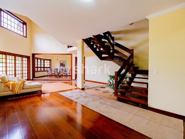 Casa com 110m² 4 quartos e 5 banheiros, para alugar, no bairro Alphaville Residencial Dois em Barueri
