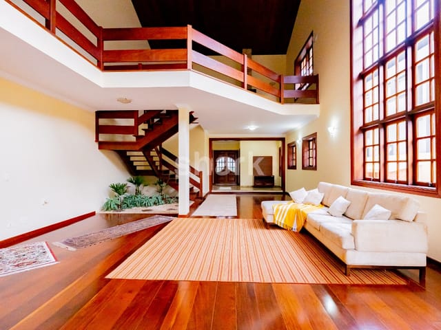 Casa com 110m² 4 quartos e 5 banheiros, para alugar, no bairro Alphaville Residencial Dois em Barueri