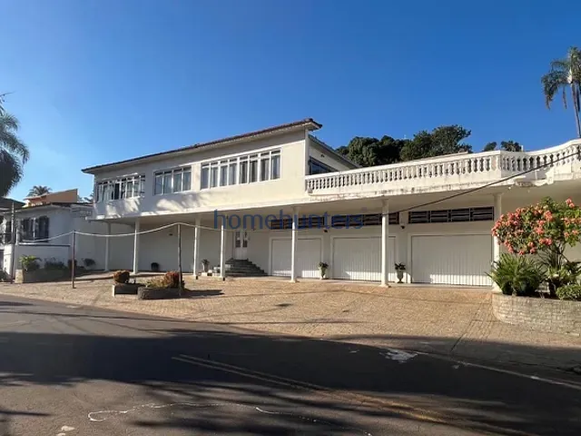 Casa com 804m² 4 quartos e 4 banheiros, à venda, no bairro Jardim das Paineiras em Campinas