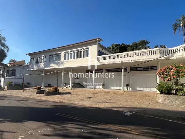 Casa com 804m² 4 quartos e 4 banheiros, à venda, no bairro Jardim das Paineiras em Campinas