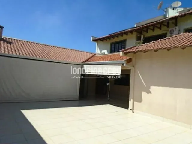 Casa com 454m², à venda, no bairro Jardim Itália em Cambé