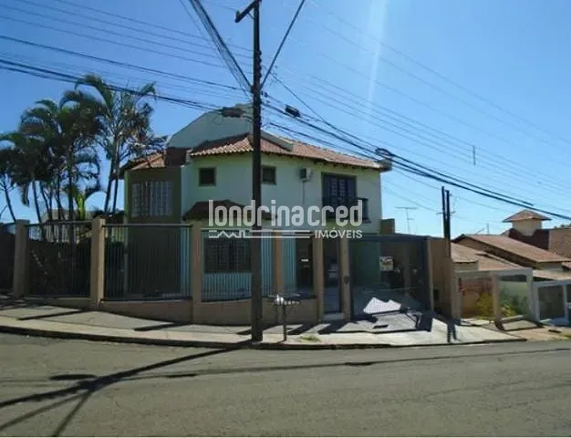 Casa, 3 quartos, 330 m² - Foto 1