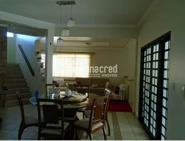 Casa, 3 quartos, 330 m² - Foto 9