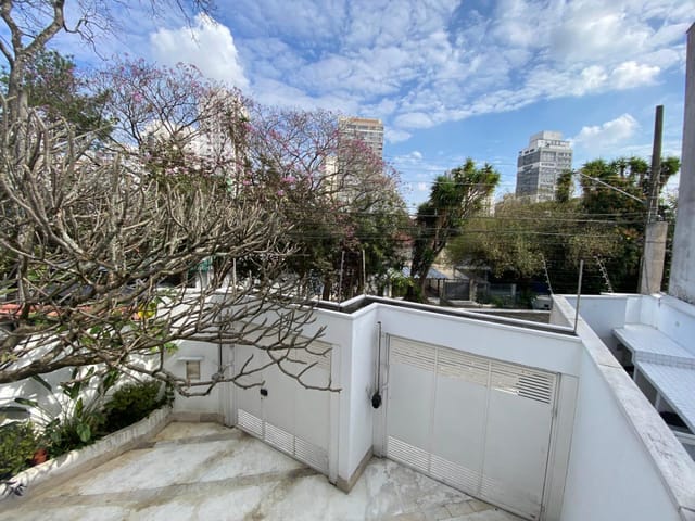 Casa com 310m² 4 quartos e 6 banheiros, à venda, no bairro Vila Congonhas em São Paulo