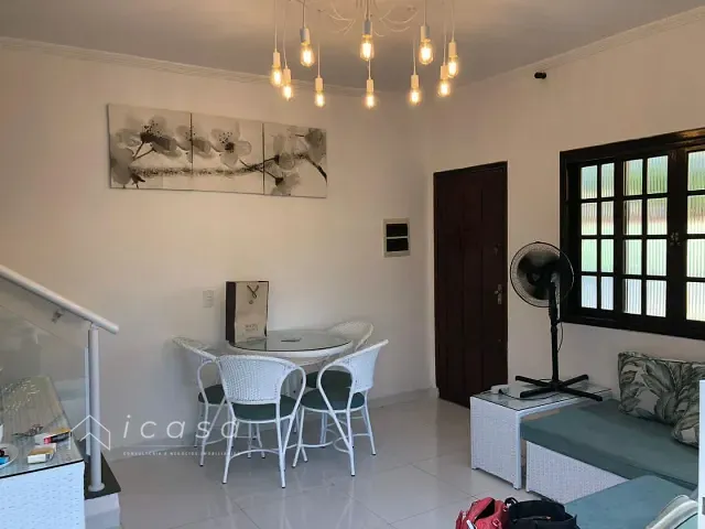 Casa com 68m² 2 quartos e 3 banheiros, à venda, no bairro Martim de Sá em Caraguatatuba