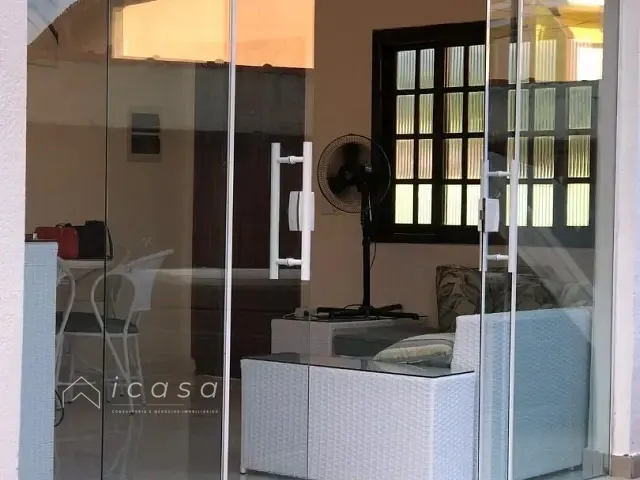 Casa com 68m² 2 quartos e 3 banheiros, à venda, no bairro Martim de Sá em Caraguatatuba