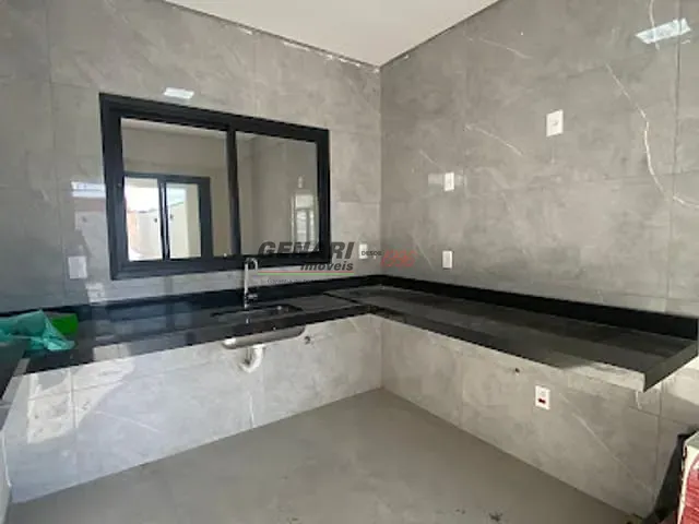 Casa com 150m² 2 quartos e 1 banheiro, à venda, no bairro Jardim Casablanca em Indaiatuba