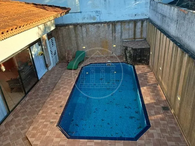 Casa com 496m² 3 quartos e 6 banheiros, à venda, no bairro Jardim Campo Grande em São Paulo