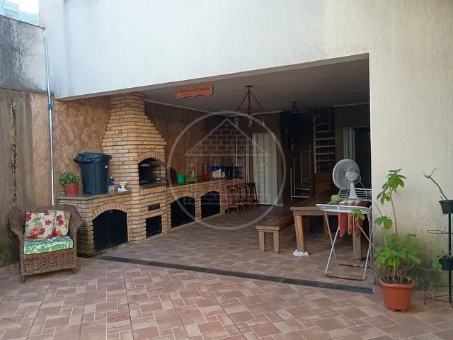 Casa com 496m² 3 quartos e 6 banheiros, à venda, no bairro Jardim Campo Grande em São Paulo