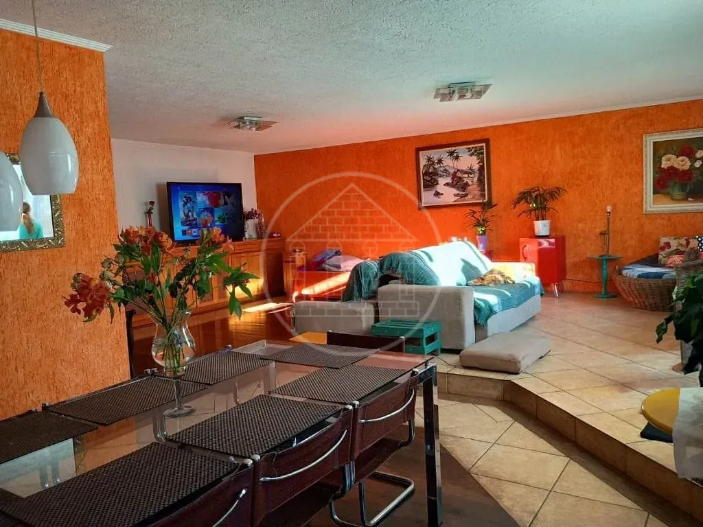 Casa, 3 quartos, 233 m² - Foto 7