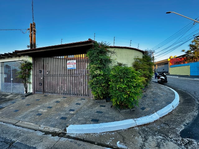 Foto do Casa - Casa tipo para venda em Vila Friburgo com 3 quartos, sendo 1 suíte, 118m² | Lares e Andares Imóveis