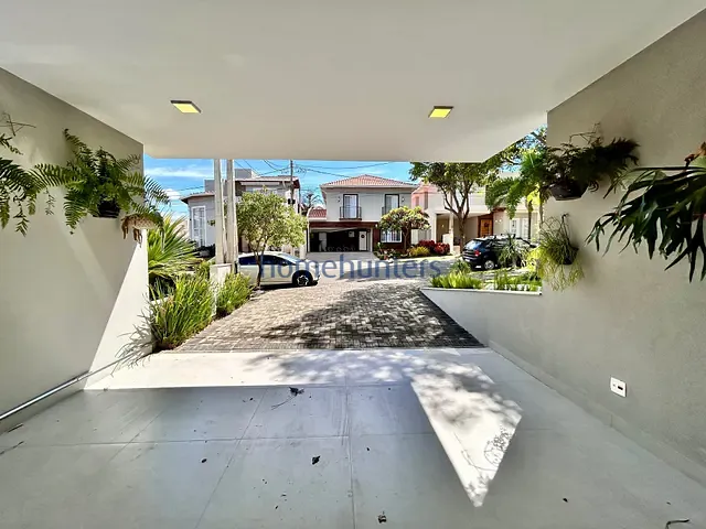 Casa com 360m² 4 quartos e 5 banheiros, à venda, no bairro Swiss Park em Campinas