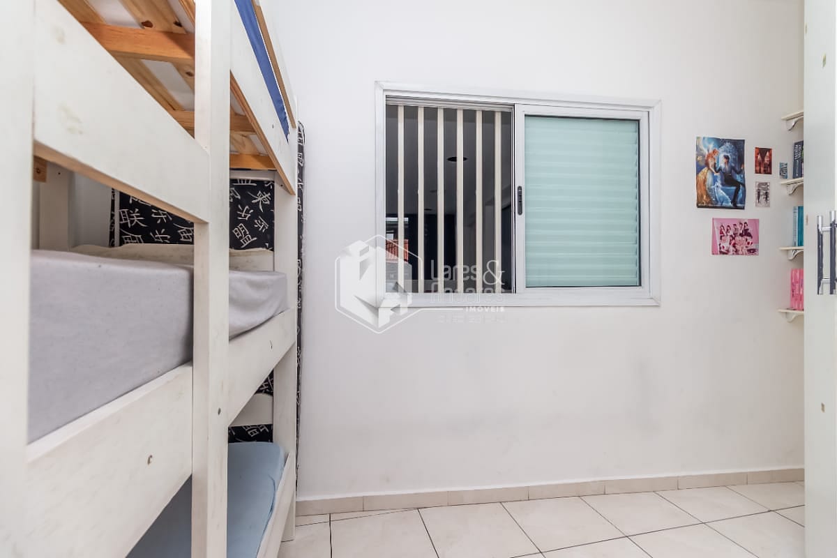 Casa à venda com 2 quartos, 72m² - Foto 9