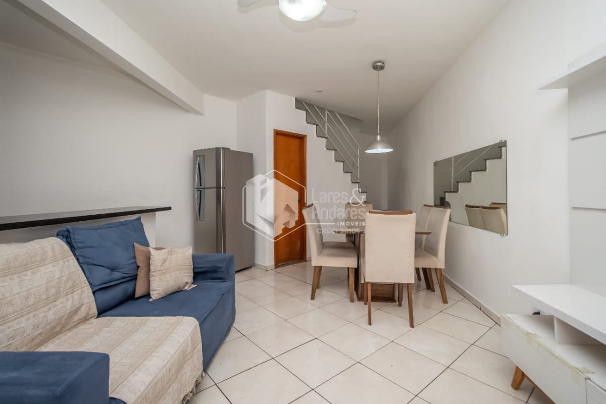 Casa à venda com 2 quartos, 72m² - Foto 14