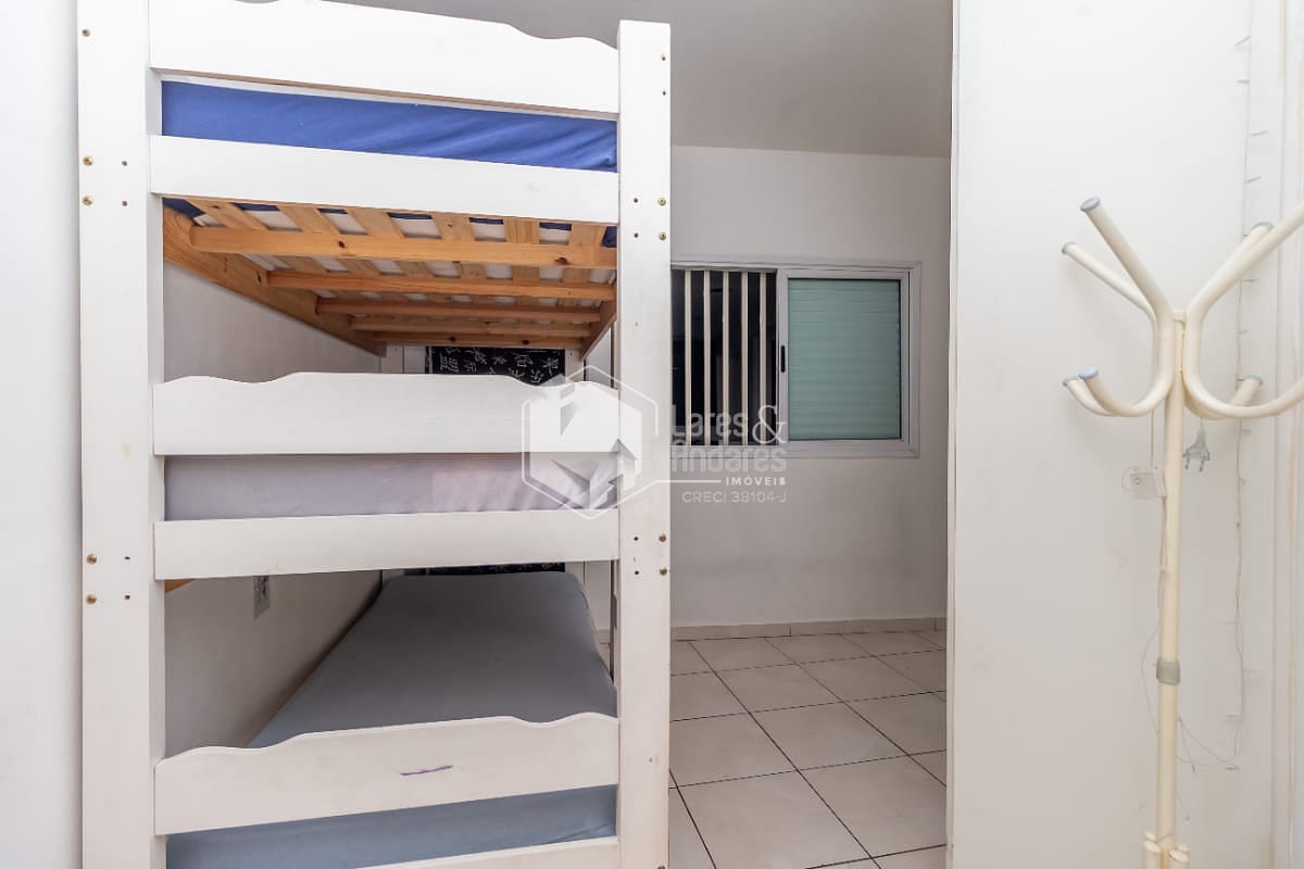 Casa à venda com 2 quartos, 72m² - Foto 6