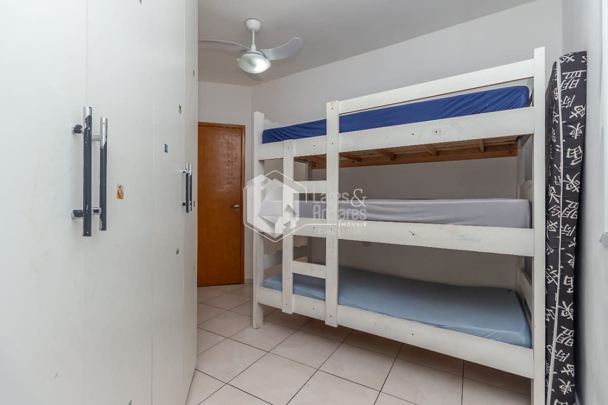 Casa à venda com 2 quartos, 72m² - Foto 7